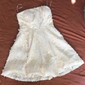 White / Cream Sequin Cocktail Dress  (Size 10)